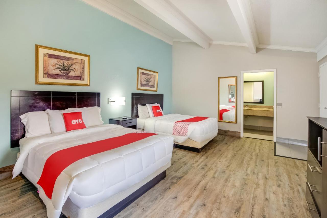 Oyo Hotel Lake Charles La I-10 ภายนอก รูปภาพ